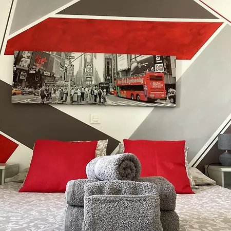 Roxy Apartment *
